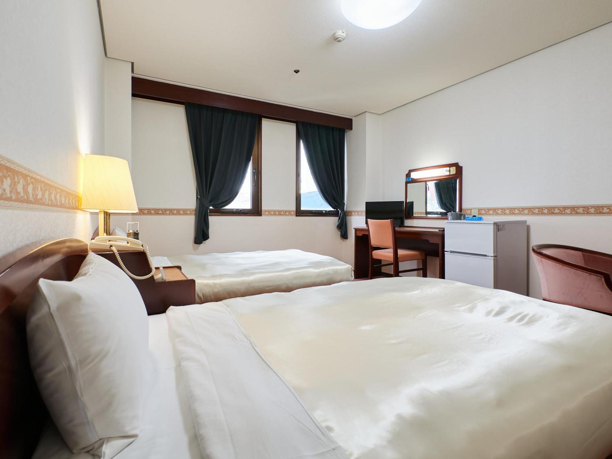 Ecohotel Toyama Station Eksteriør bilde